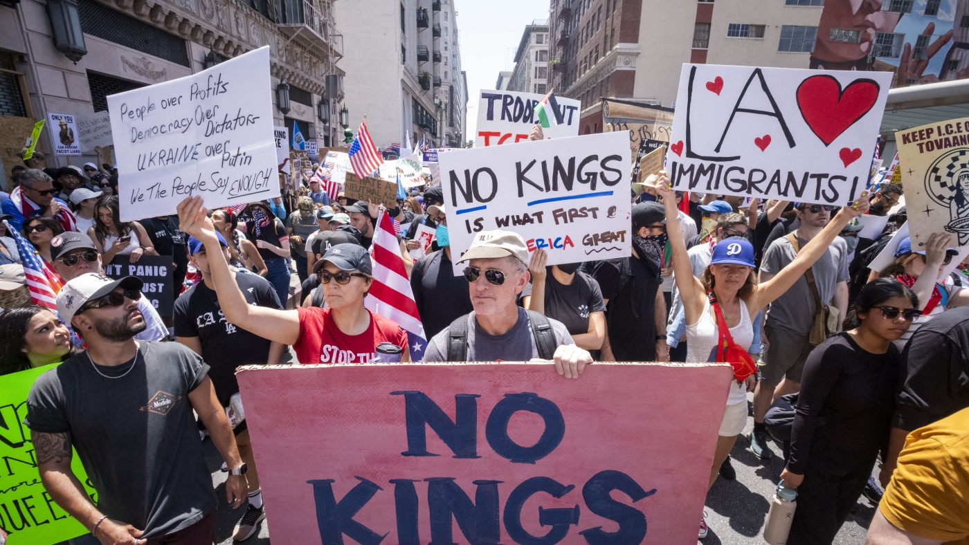 Featured image for 'No Kings' Protests Anticipate Large Turnout Amid Shutdown and Controversy