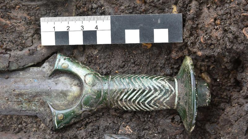 Featured image for 3000-Year-Old Sword Unearthed in Remarkable Condition