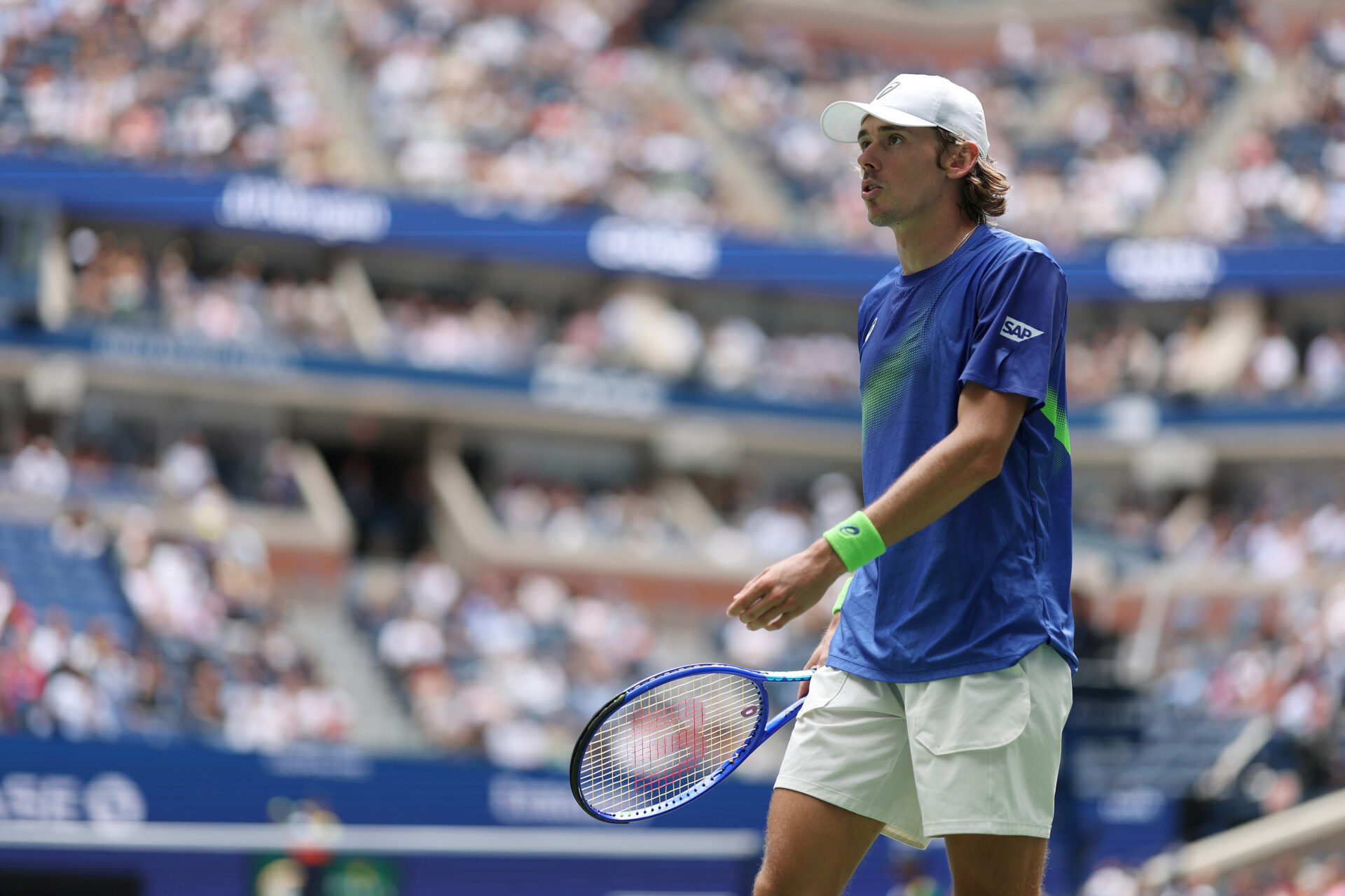 Featured image for Felix Auger-Aliassime Advances to US Open Semifinals Amidst Upsets and Tensions