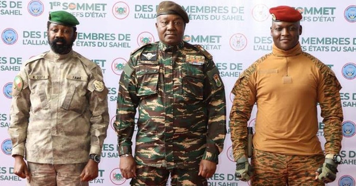 Featured image for Sahel Leaders Pledge Large-Scale Offensive Against Extremists