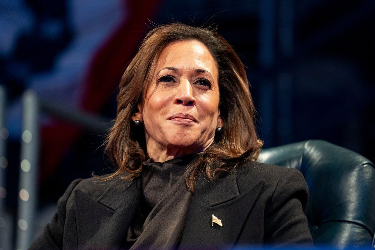 Featured image for Kamala Harris Declines California Governor Run, Impacting 2028 Race