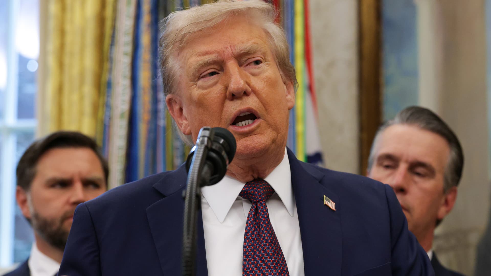 Featured image for Judge Rules Trump’s Use of National Guard in L.A. Illegal, Impacting His City Deployment Efforts