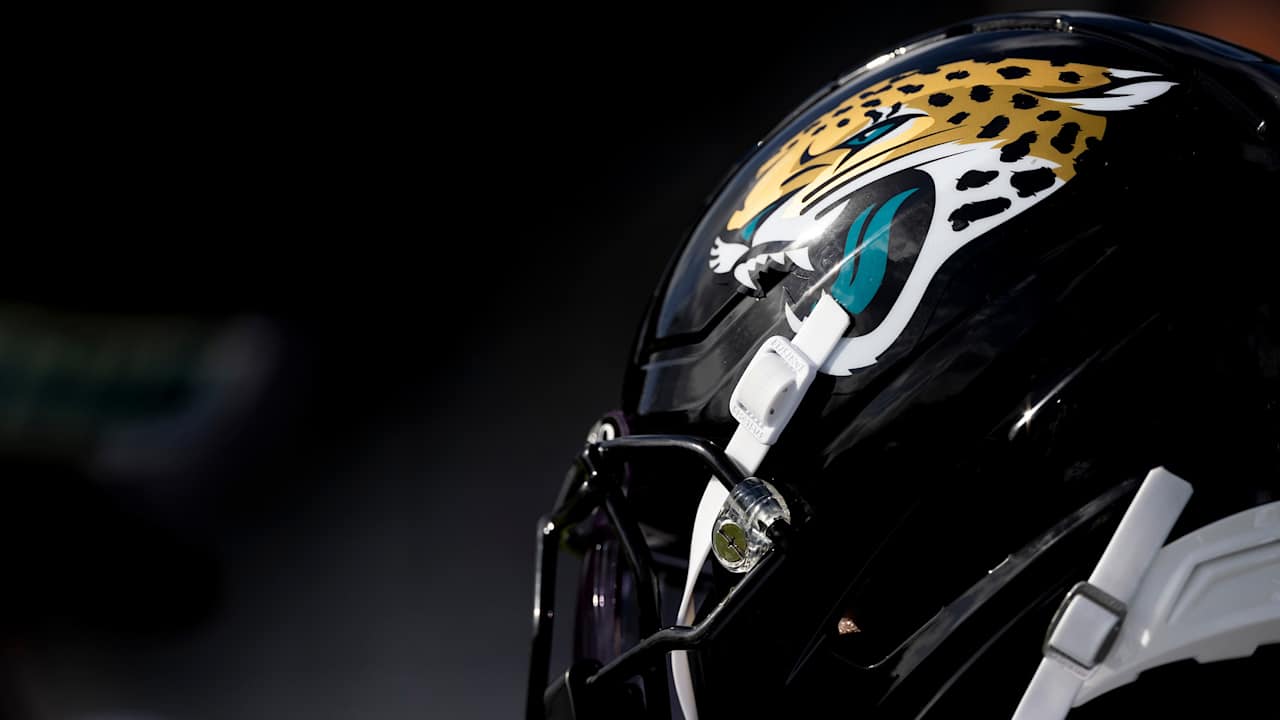 Featured image for Jaguars' Depth Chart Sparks Excitement Over Travis Hunter's Dual Role