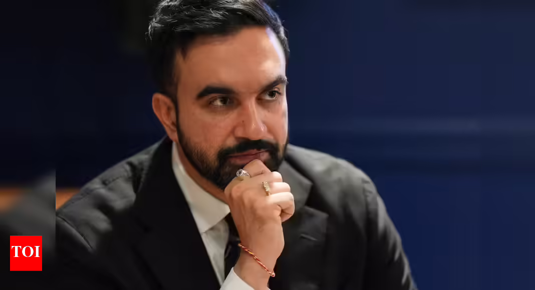 Featured image for New York's Wealthy Prepare to Flee Amid Political Uncertainty