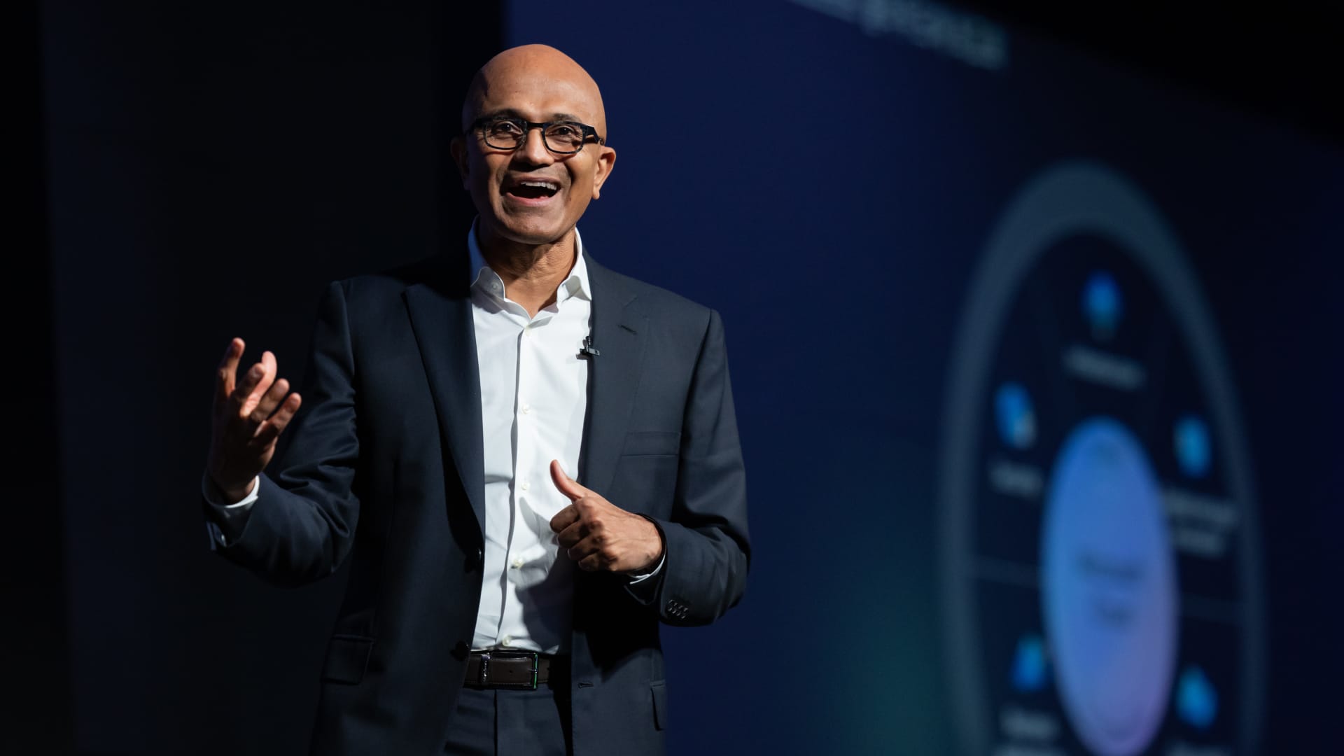 Featured image for Microsoft enhances Bing Chat with image search and improved privacy for businesses