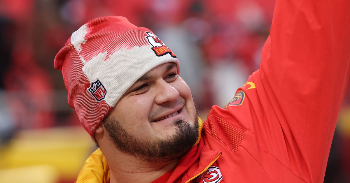 Featured image for Chiefs and Commanders Make Moves in Offensive Line Free Agency