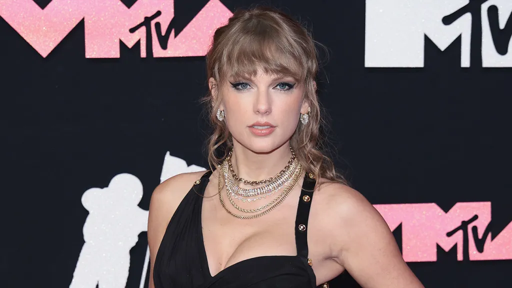 Featured image for Taylor Swift Unveils Full Tracklist for '1989 (Taylor's Version)' with Vault Songs