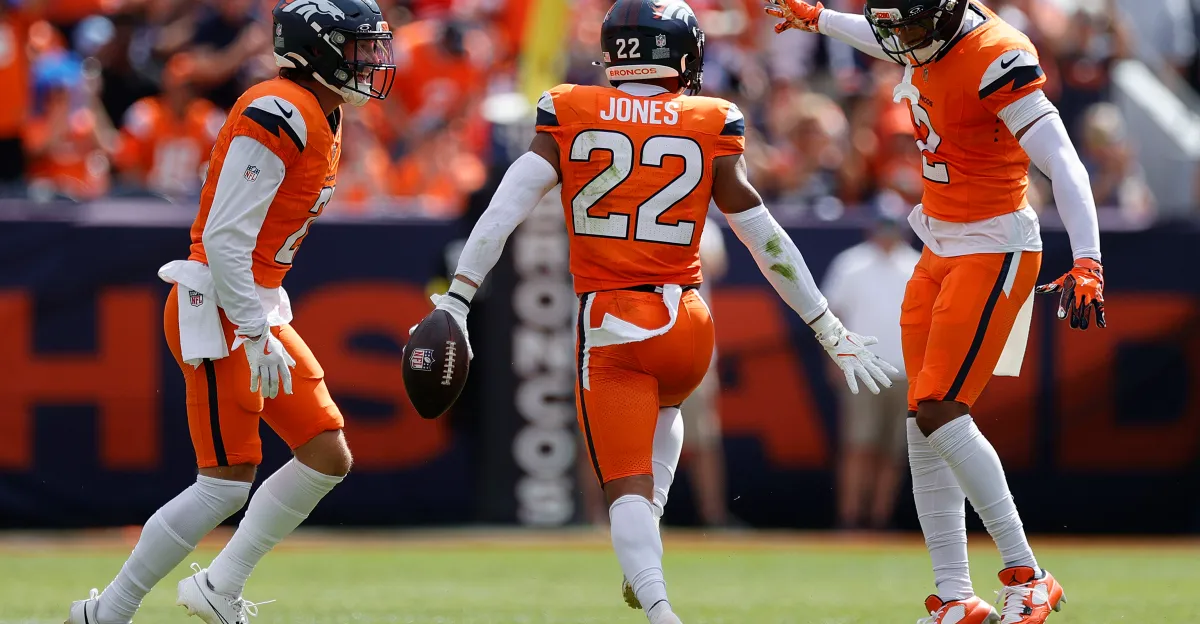 Featured image for Broncos' Key Players Return to Practice Ahead of Week 10