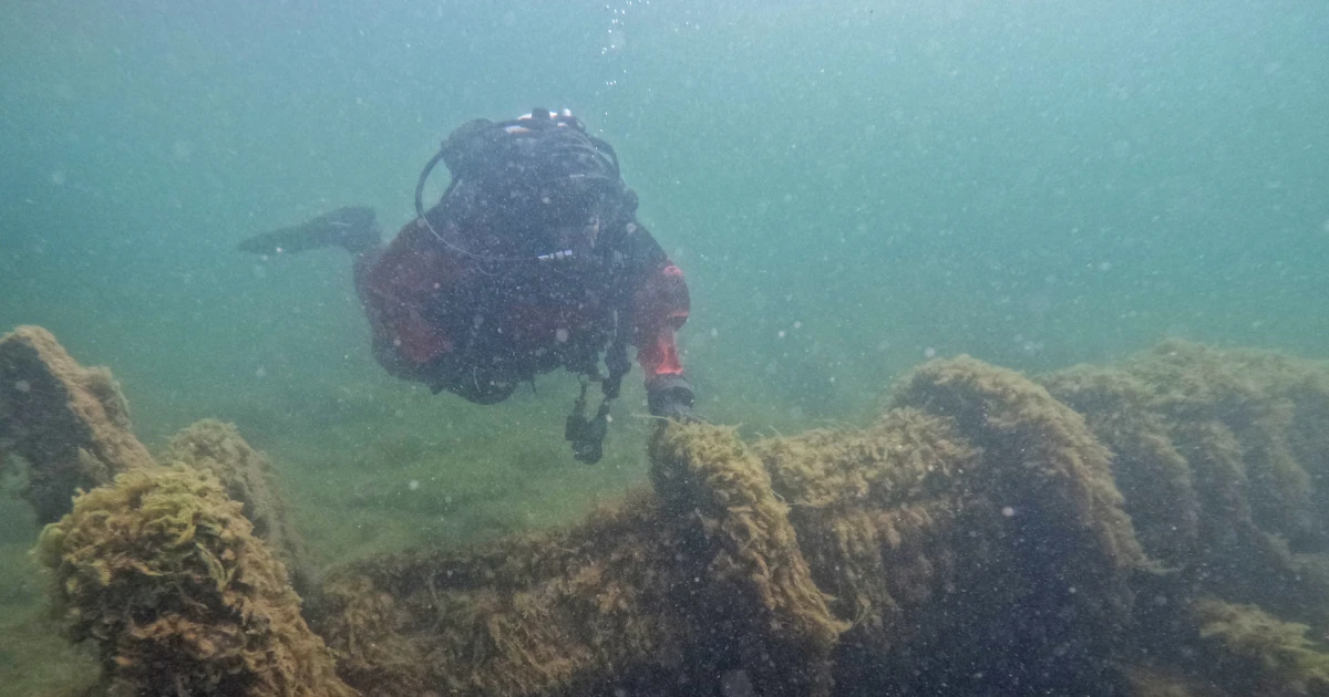 Featured image for Wisconsin Boater Discovers Hidden Shipwreck in Lake Michigan