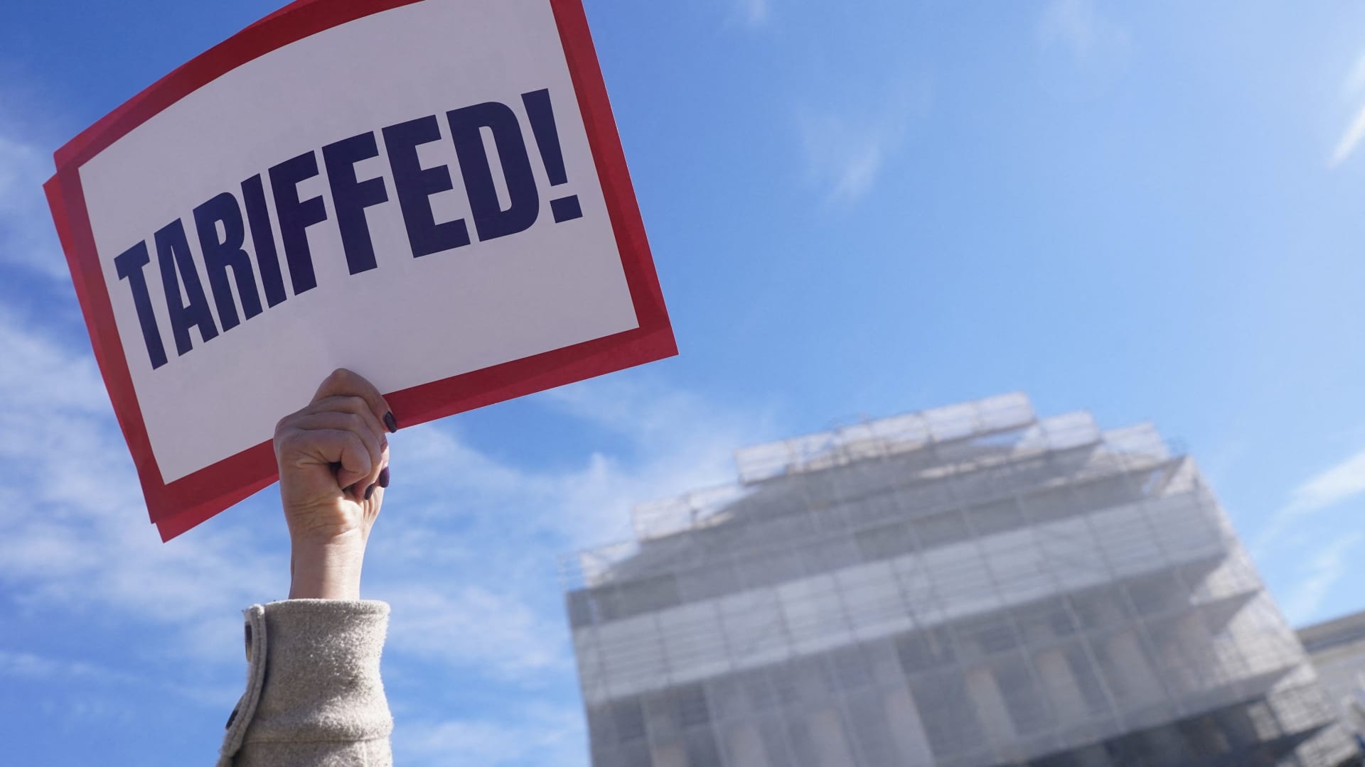 Featured image for Supreme Court Signals Skepticism Toward Trump's Tariffs