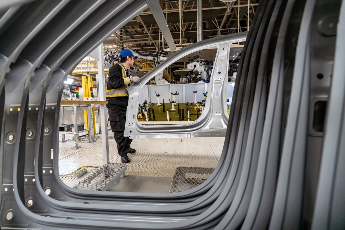 Featured image for China's Factory Contraction Eases Amid Trade War Tensions