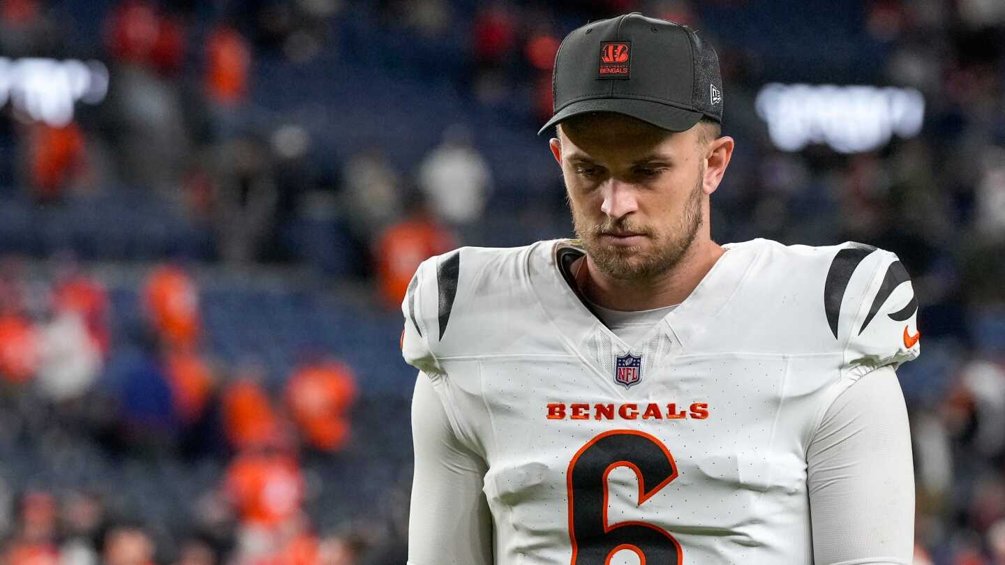 Featured image for Bengals' Quarterback Crisis Deepens as Joe Burrow's Injury Worsens