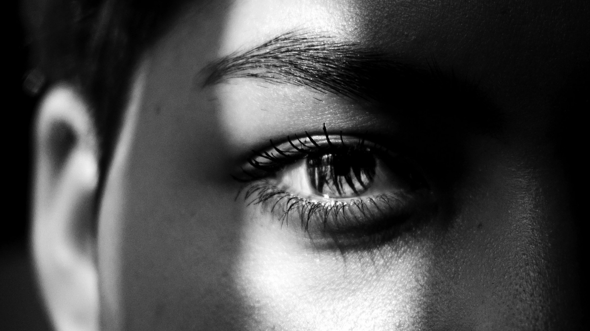 Featured image for Scientists Warn Against Staying Awake Past Midnight