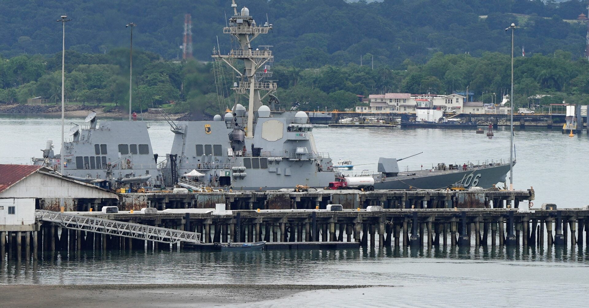 Featured image for Experts Question Effectiveness of Trump’s Venezuela Drug Boat Strikes