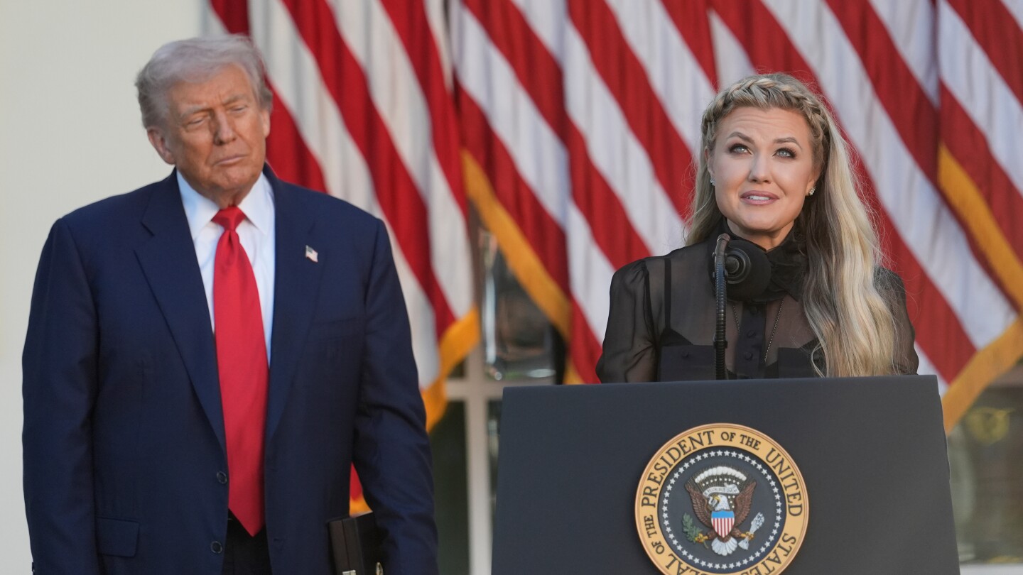 Featured image for Trump awards Charlie Kirk Presidential Medal on his 32nd birthday