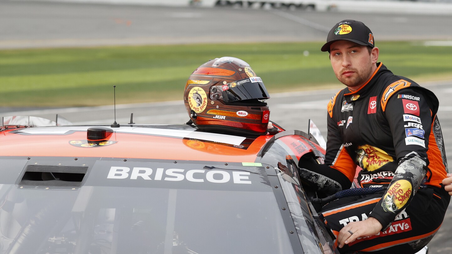Featured image for Chase Briscoe Secures Third Consecutive Pole at Michigan