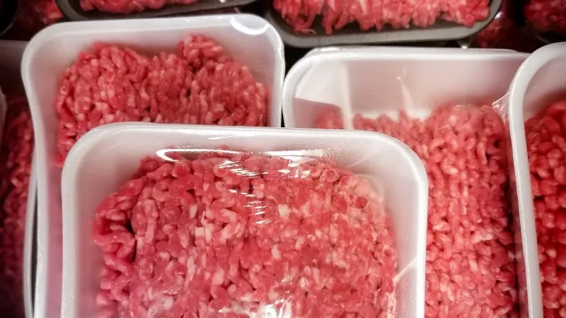 Featured image for Nationwide Ground Beef Recall Over E. coli Contamination