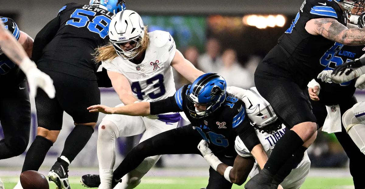 Featured image for Lions' Playoff Hopes Diminish After Christmas Day Loss to Vikings