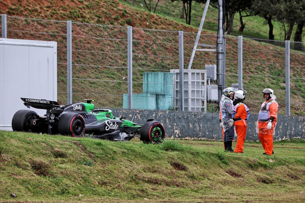 Featured image for F1 Brazilian GP: Norris Wins Amid Storm and Exciting Battles