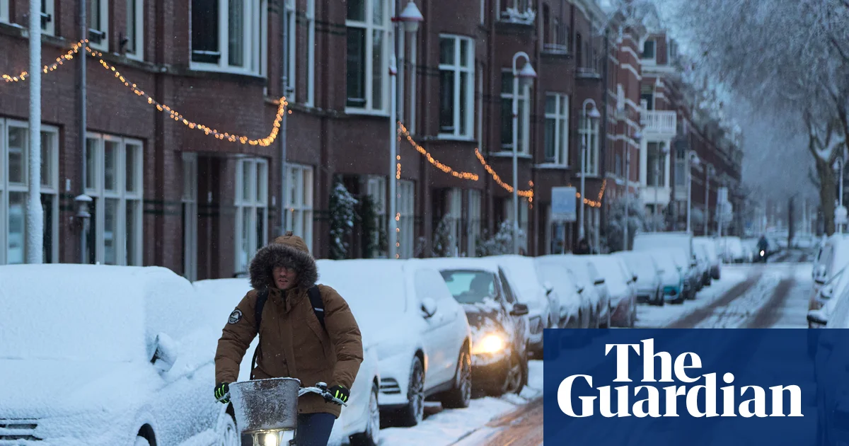 Featured image for Northern Europe Faces Winter Travel Chaos Amid Snowstorm