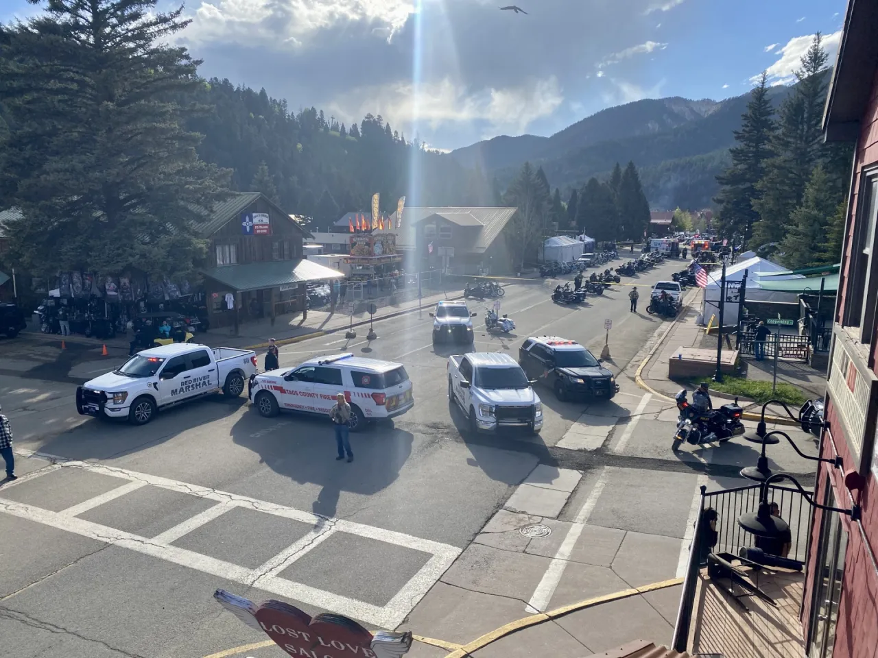 Featured image for Red River Shooting Leaves Multiple Injured