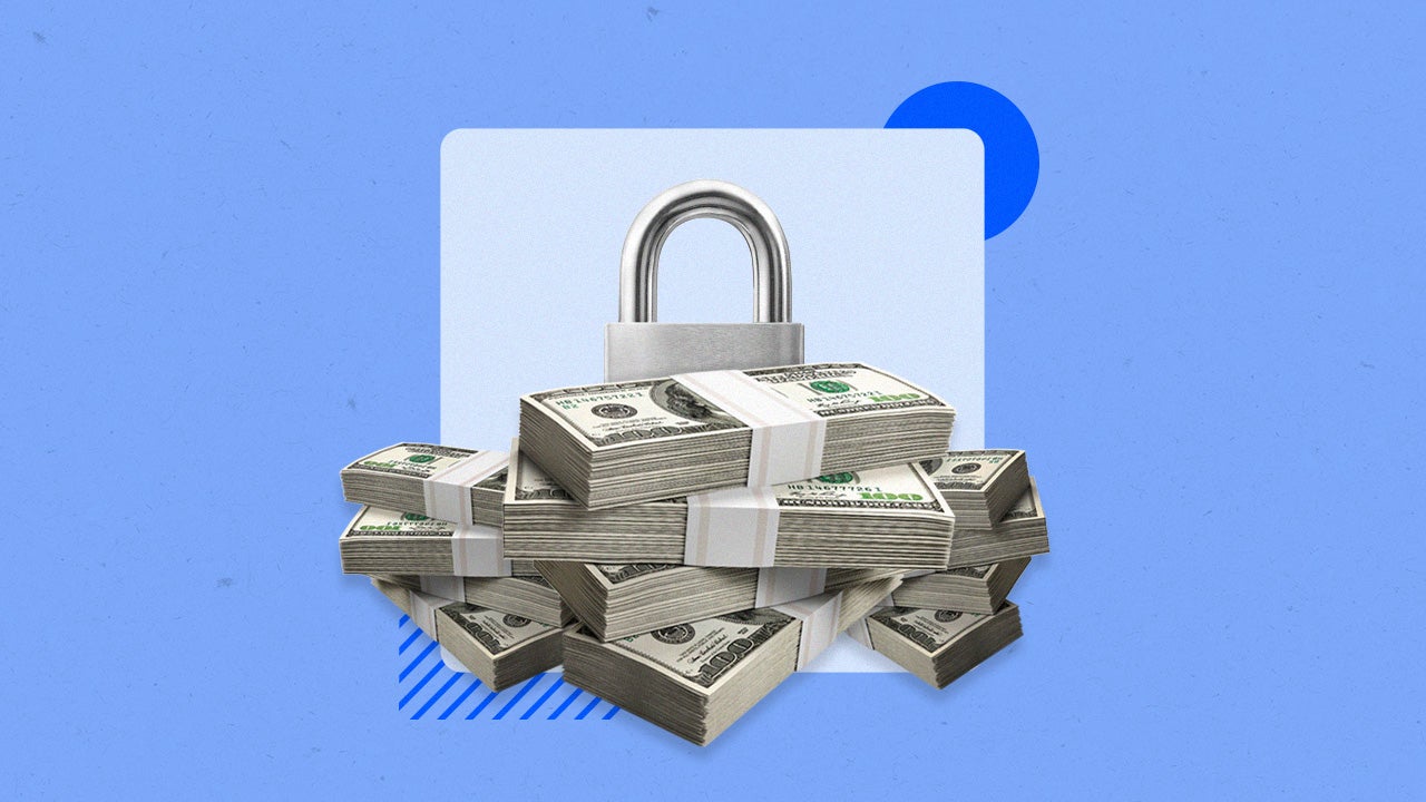 Featured image for Maximizing Your Savings: Comparing CD and High-Yield Savings Account Returns