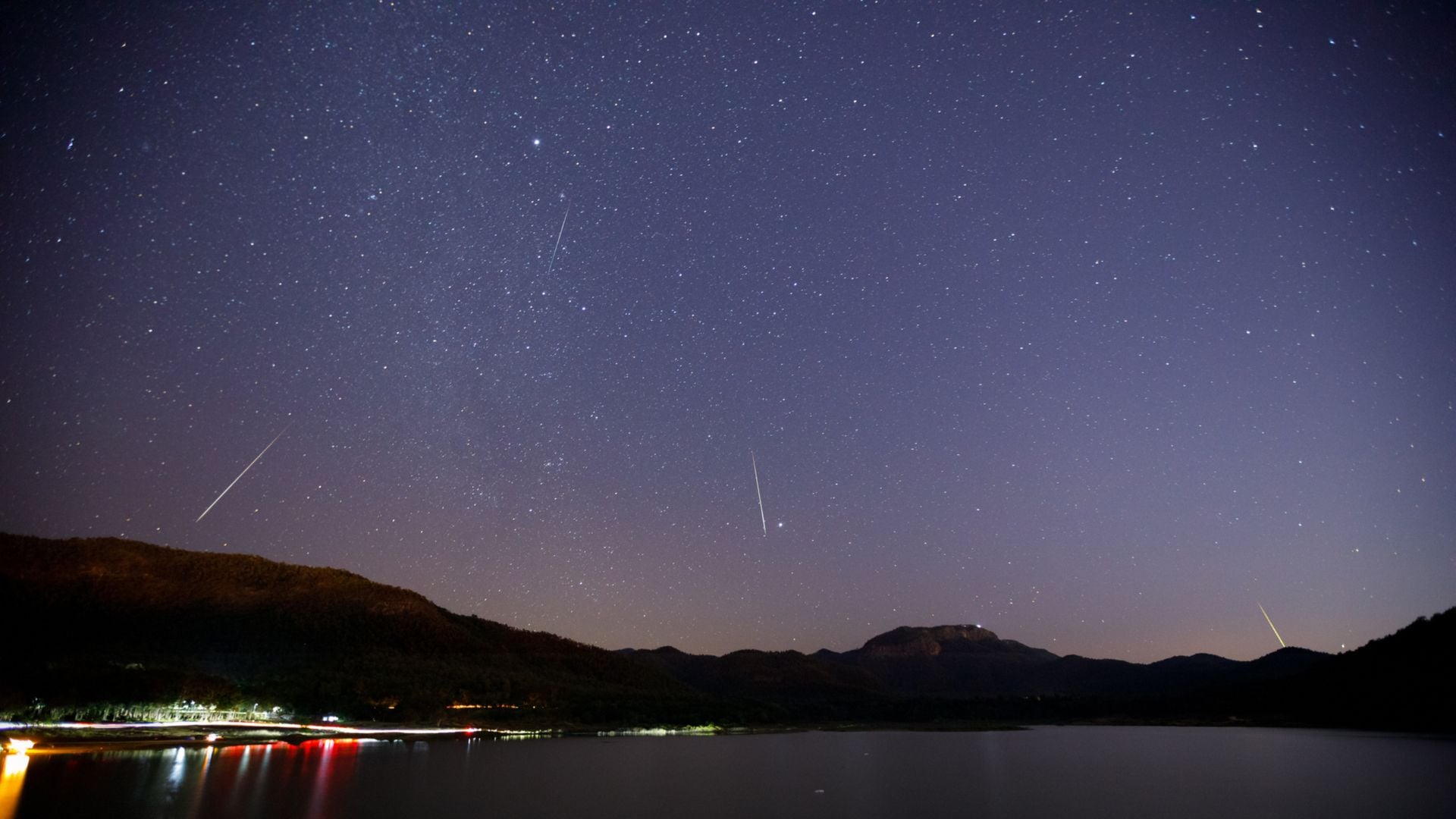 Featured image for Quadrantid Meteor Shower and Supermoon to Illuminate Colorado Skies This Week