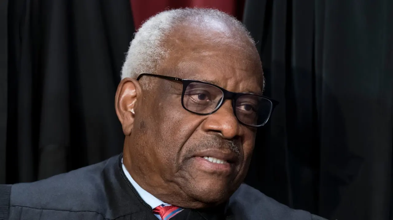 Featured image for GOP Megadonor Denies Senate Panel's Request for Clarence Thomas Gift Records