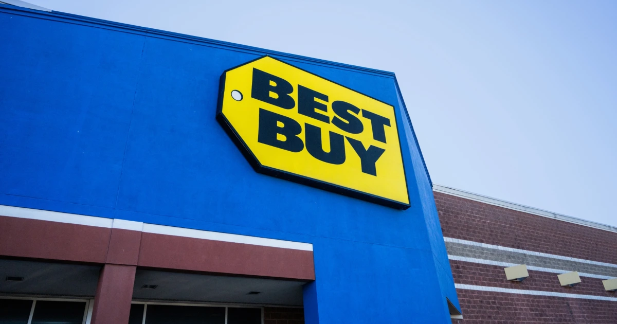 Featured image for Best Buy's Labor Day Sale Offers Over 1,000 Deals on Tech, Appliances, and More