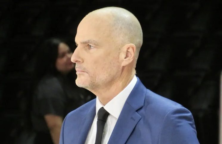 Featured image for Tennessee's Defense Dominates Duke in NCAA Tournament Victory.