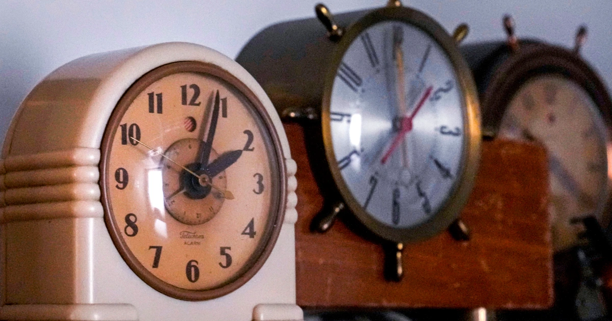Featured image for Daylight Saving Time Ends Sunday: What You Need to Know