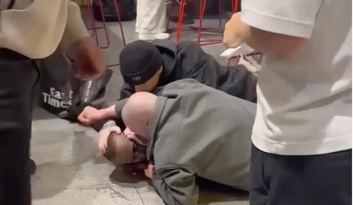 Featured image for Country Singer Praises Brave Customers Who Rescued McDonald's Employee from Violent Customer