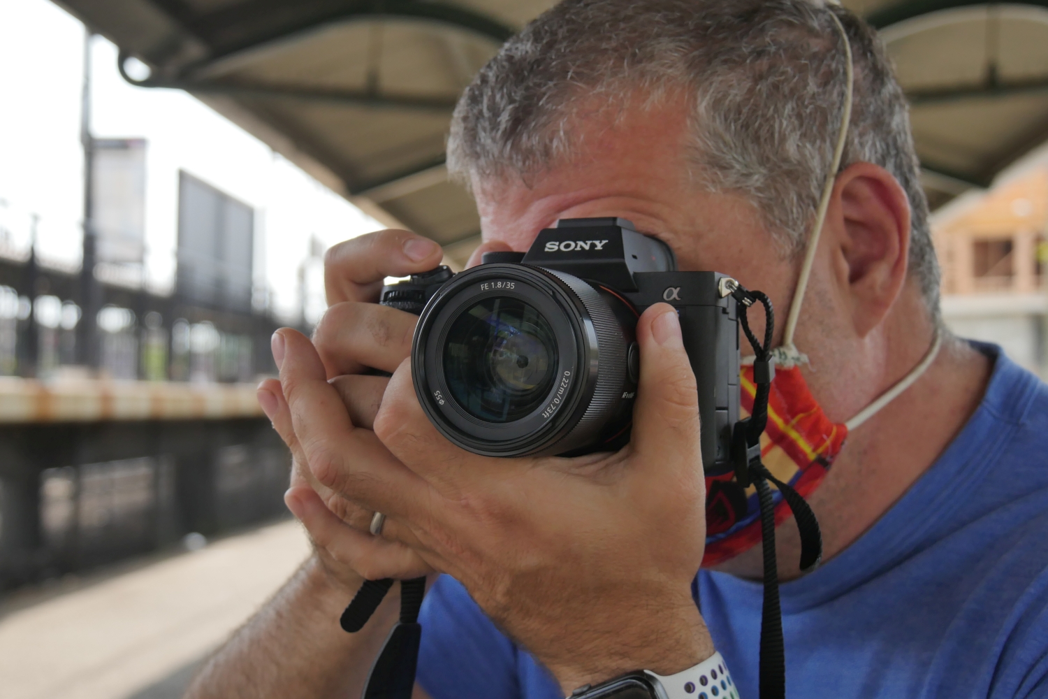 Featured image for "Unbeatable Camera Deals: Save Big on Sony A7 III, Best Buy Cameras, and Vitamix Holiday Sale"