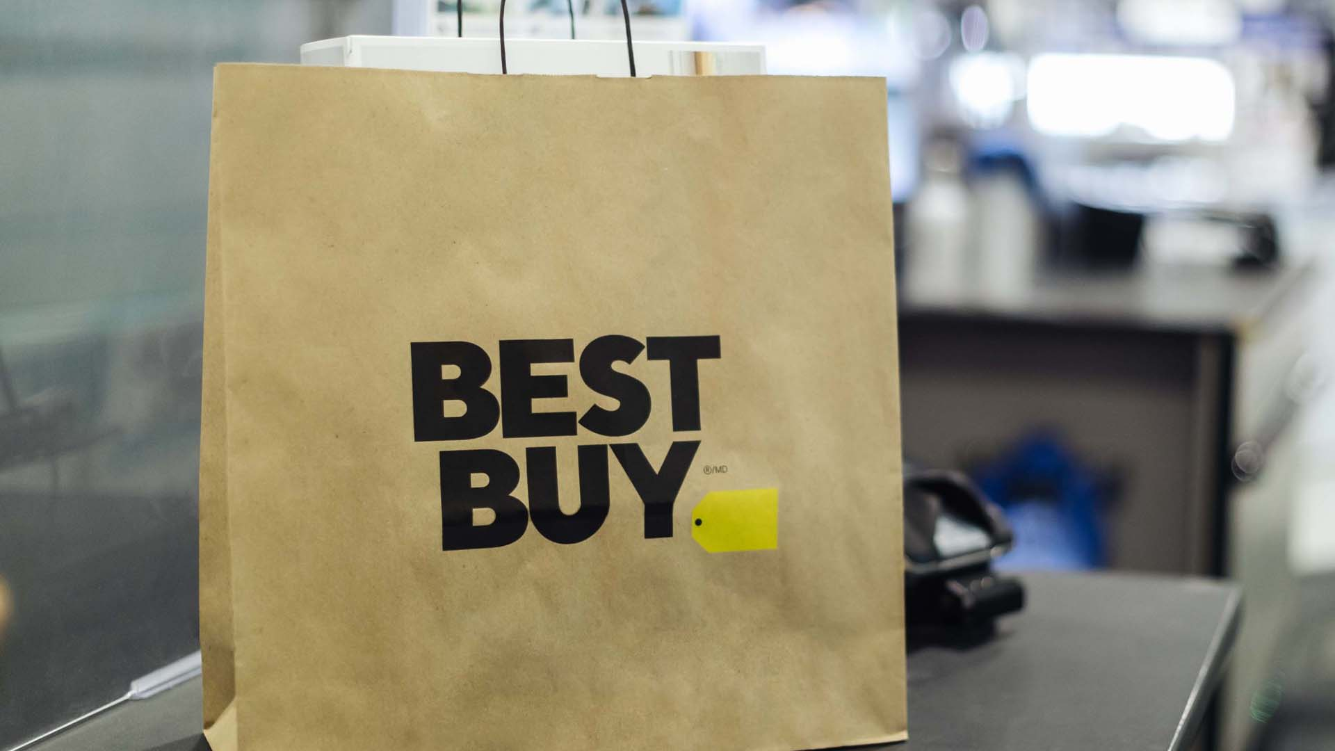Featured image for "Top Brands Offer Big Savings: Best Buy and Nintendo Switch Deals Draw Crowds"