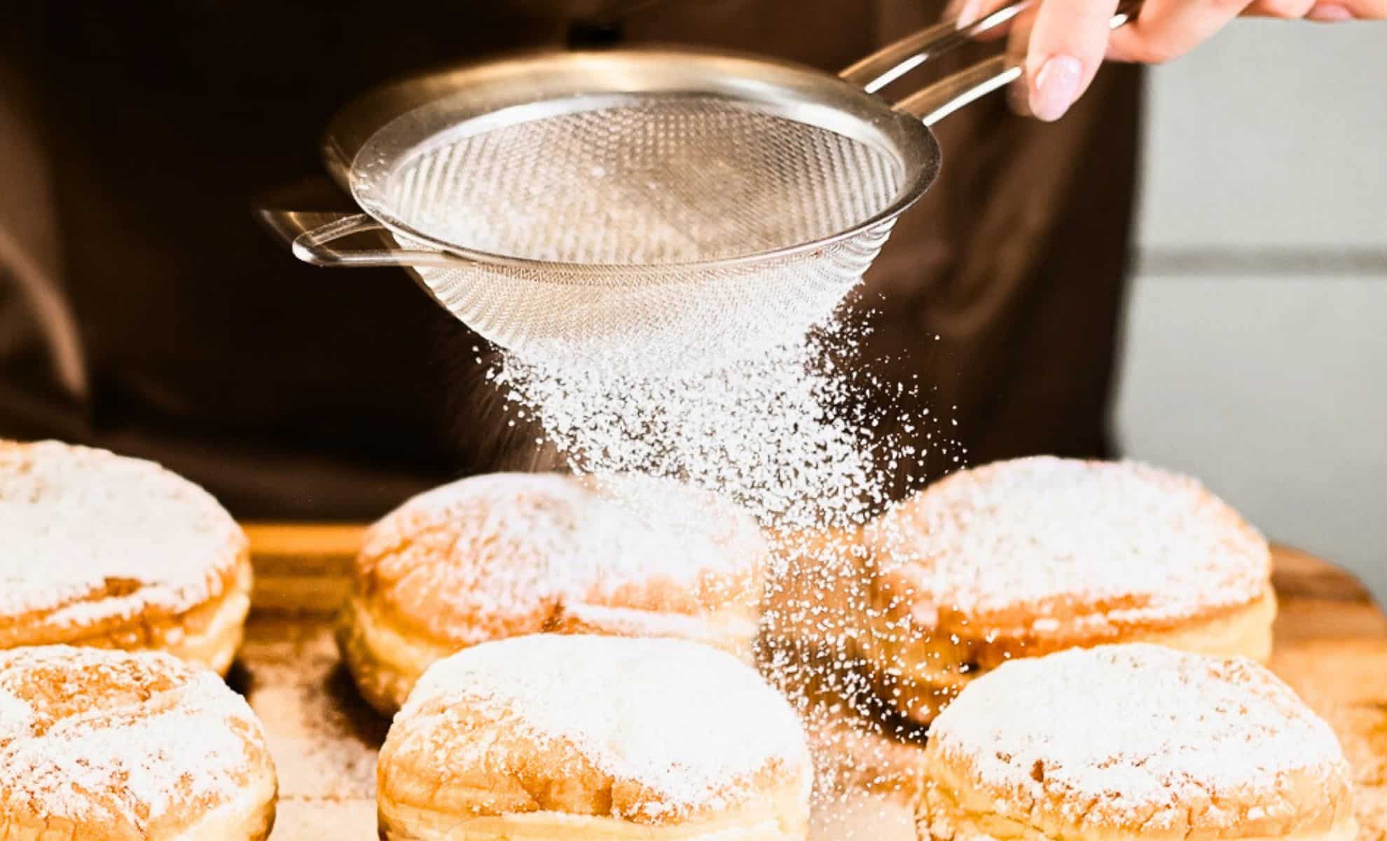 Featured image for Scientists Link Common Sweetener to Higher Heart Attack and Stroke Risk