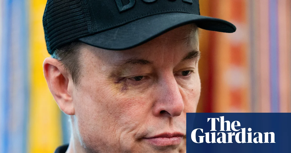 Featured image for Elon Musk's Grok Secures $200M Pentagon Deal Amid Controversy