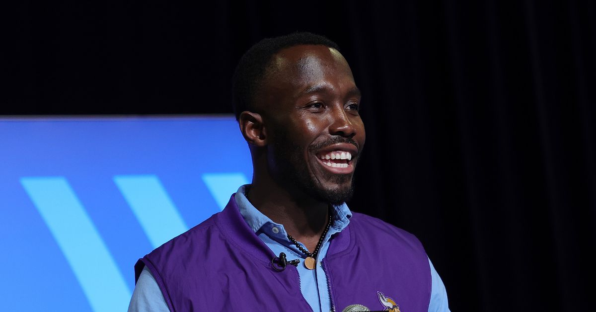 Featured image for "Vikings' Quarterback Situation Dominates Draft Day Discussions"