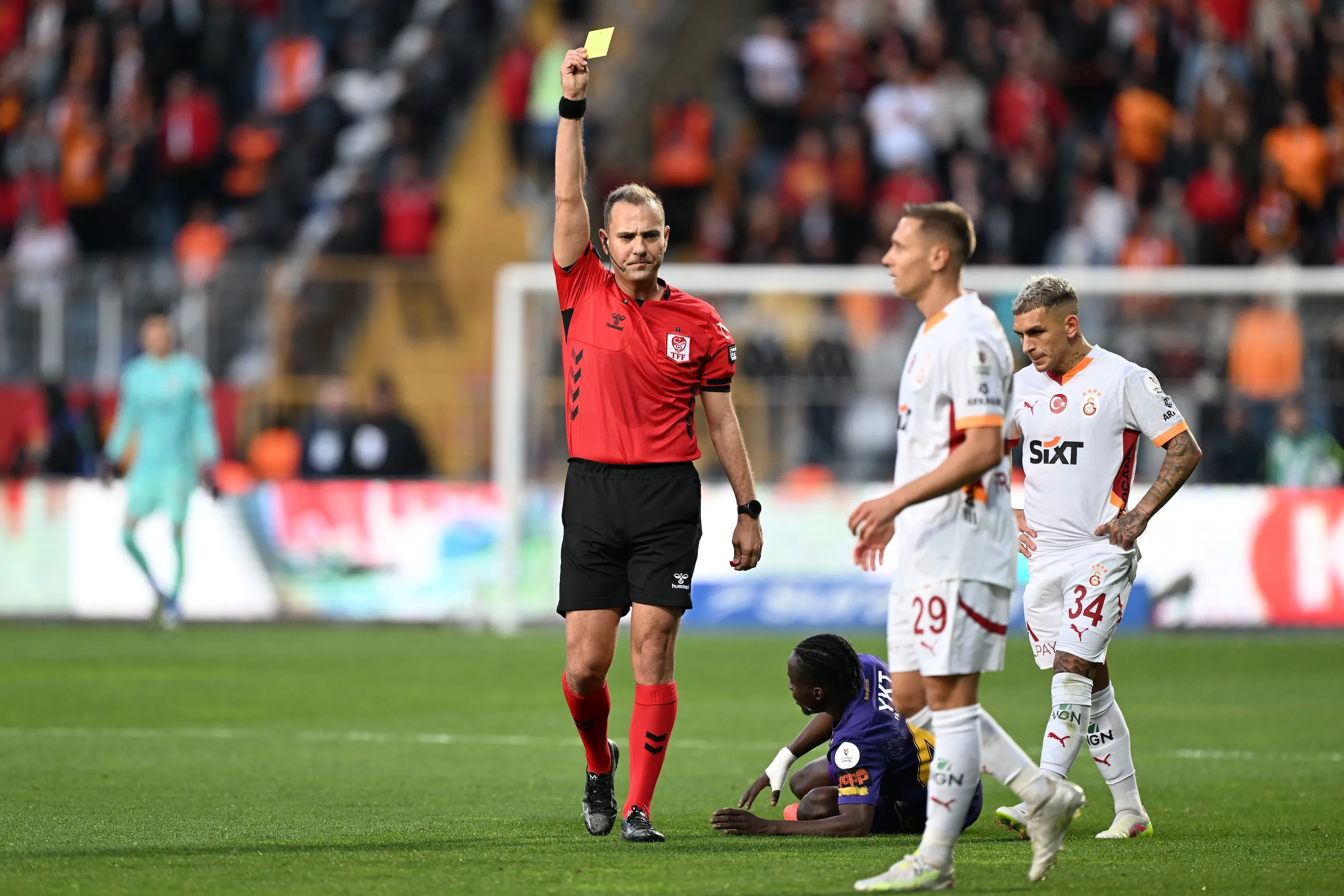 Featured image for Turkish Football Suspends Over 1,000 Players in Betting Scandal