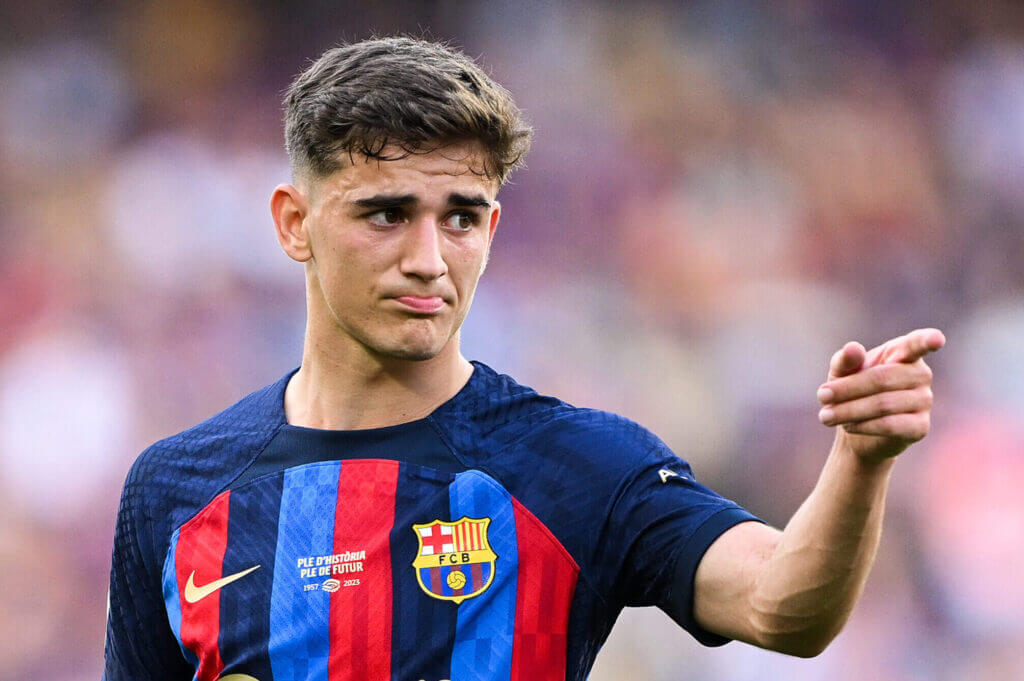 Featured image for Lionel Messi's Barcelona Return Boosted by La Liga Financial Plan Approval.