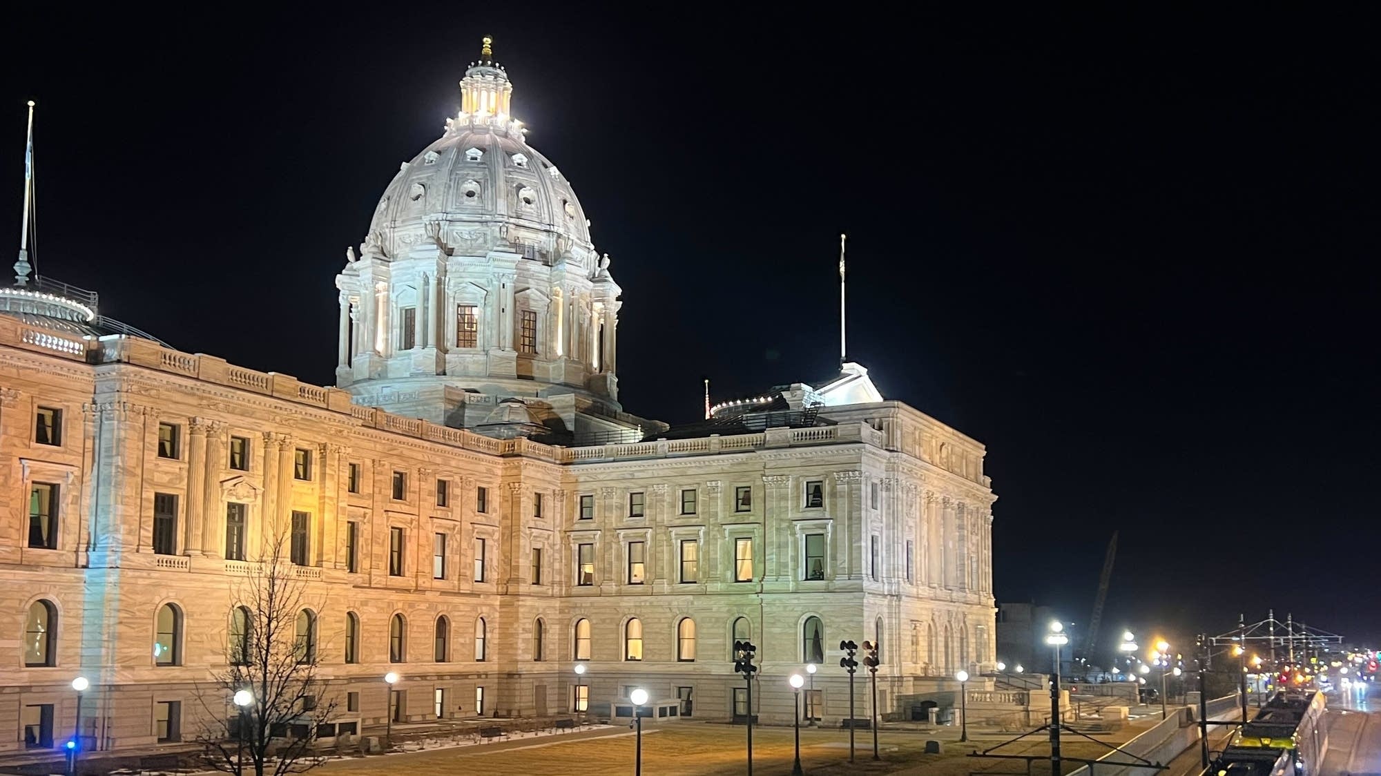 Featured image for Minnesota Implements New Laws on Paid Leave, Minimum Wage, and Voting in 2026
