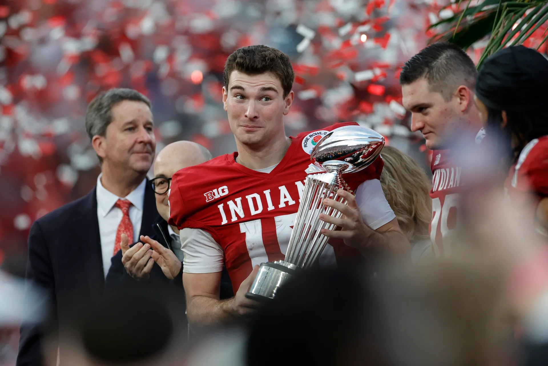 Featured image for Indiana Dominates Alabama to Reach Playoff Semifinals