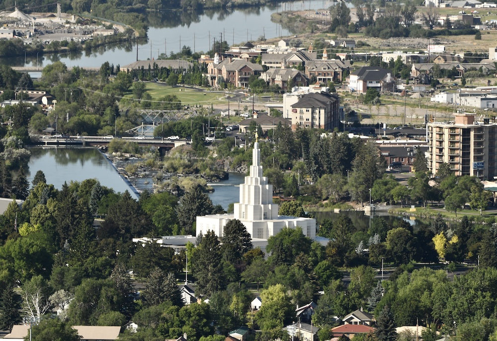 Featured image for LDS Church to Construct 15 New Temples Worldwide, Including First in Muslim Nation.