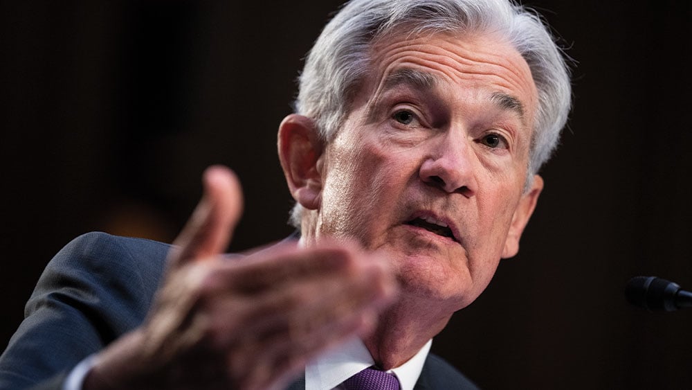 Tech Titans Boost Market Amid Fed Sell-Off