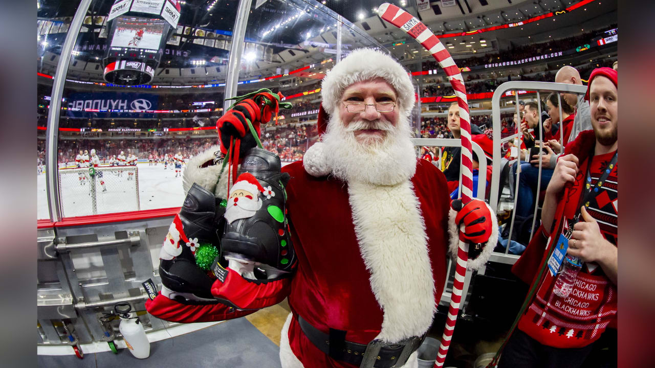 Featured image for Christmas Eve Sports: NHL, NFL, and College Football Schedules
