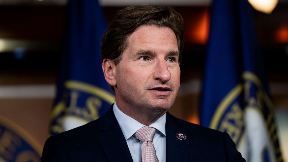 "Democratic Lawmaker Urges Primary Challenge to Biden, Citing Lack of Alternatives"