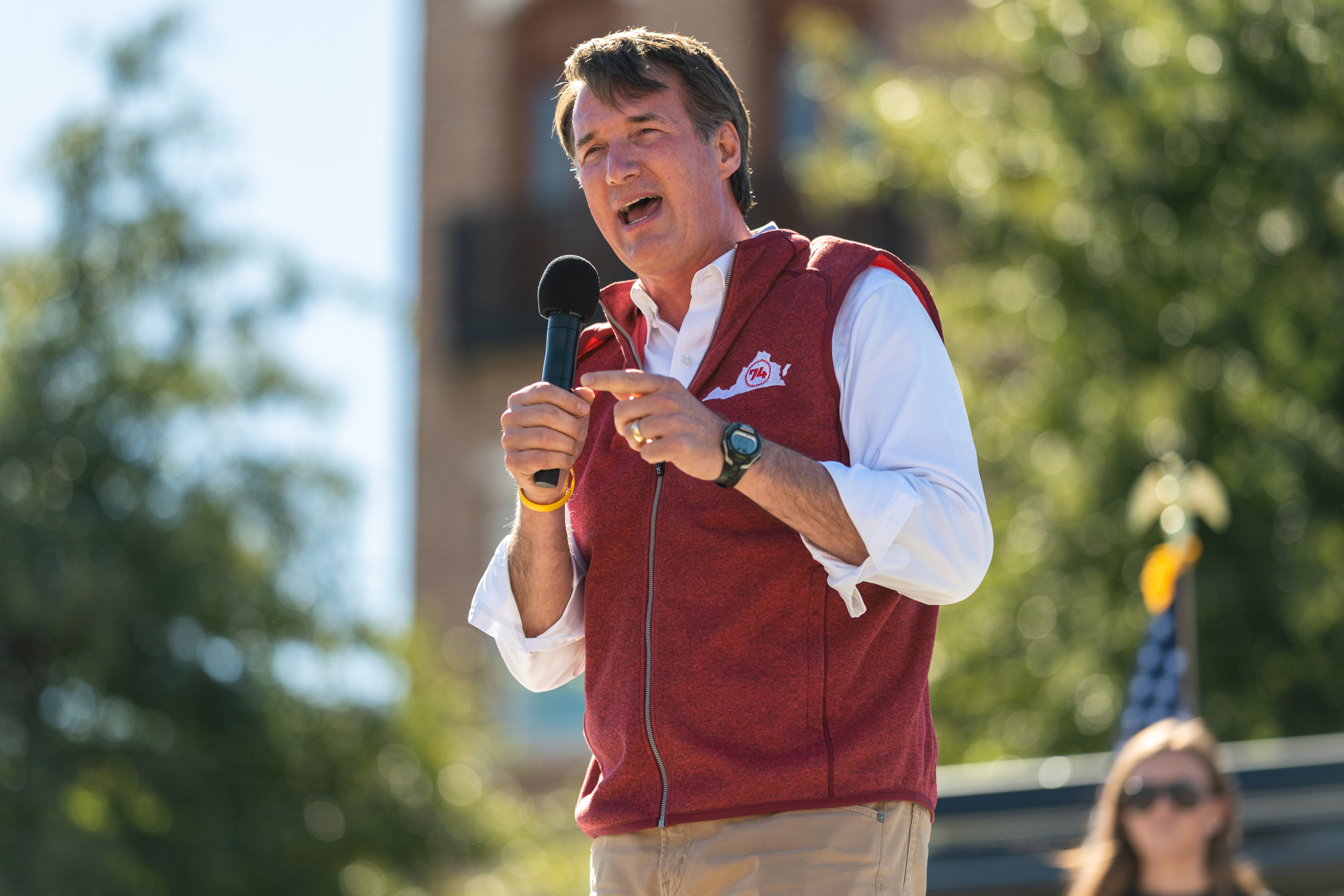 Featured image for Youngkin Commends Potential Opponents for Their Work