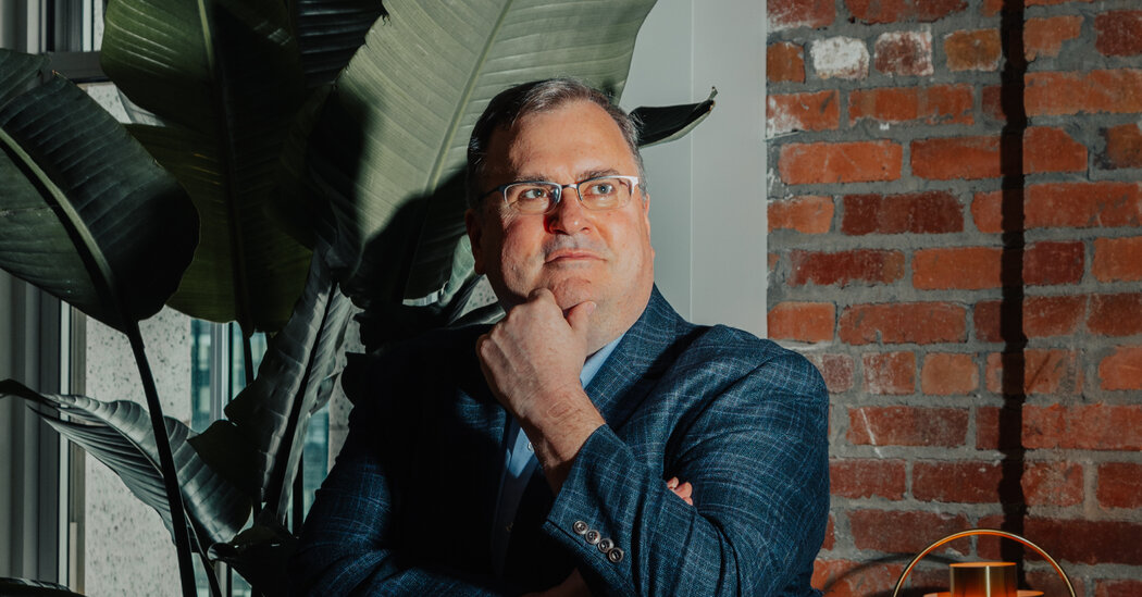Featured image for Reid Hoffman Hails AI's Virtues.
