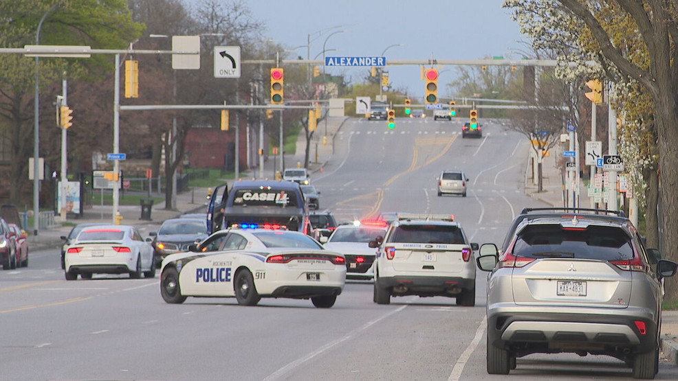 Featured image for Driver collides with pole on East Main Street