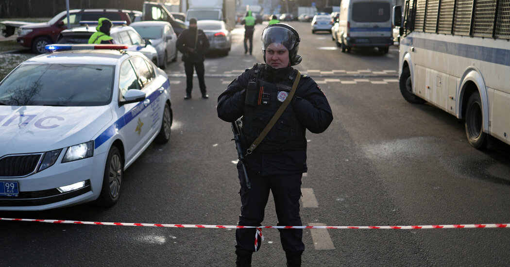Featured image for Explosive Attack in Moscow Kills Three Near General's Assassination Site