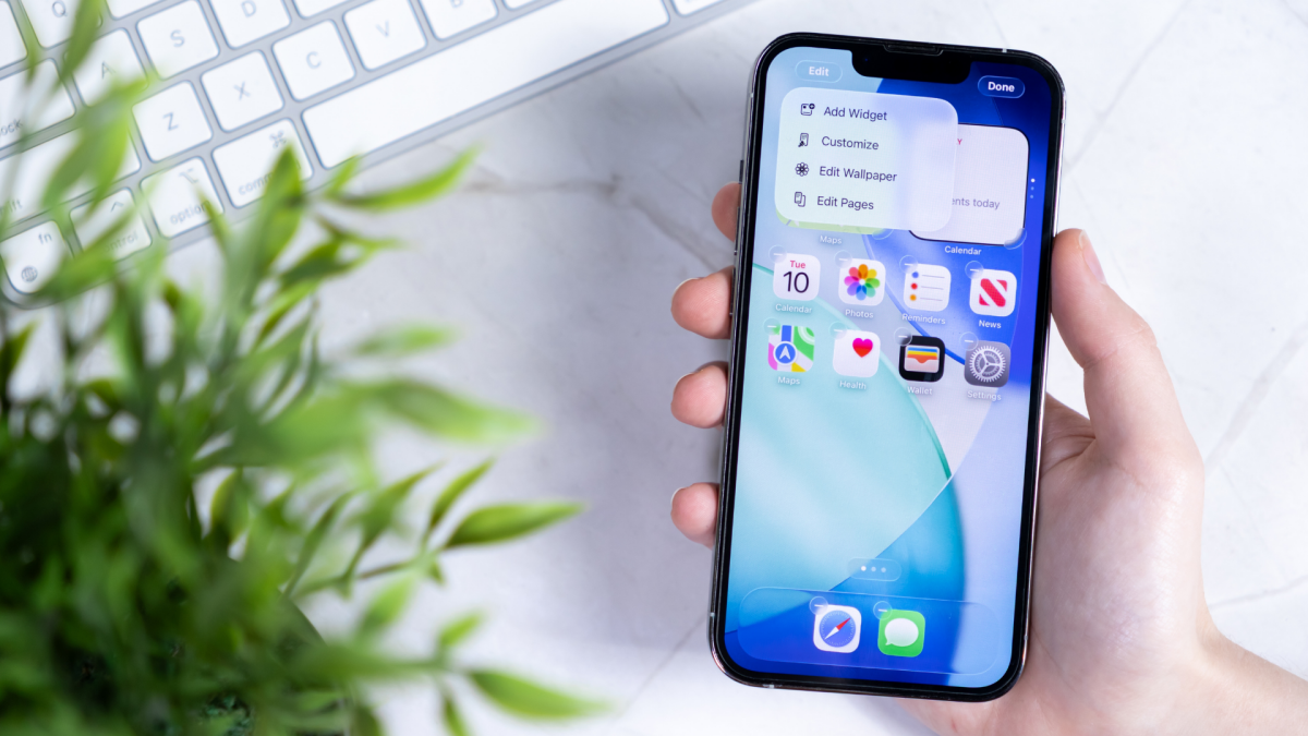 Featured image for iOS 26 Beta 5: Key Features, Compatibility, and Camera Fixes